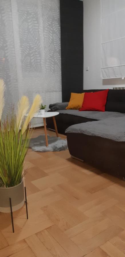 Apartment With Garage Lavici Zagreb Exteriör bild