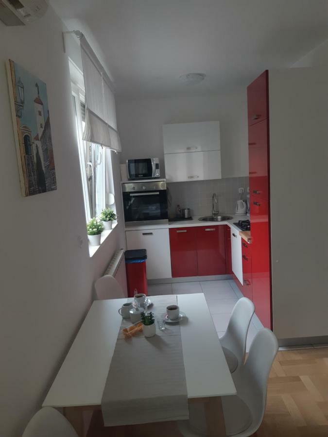 Apartment With Garage Lavici Zagreb Exteriör bild